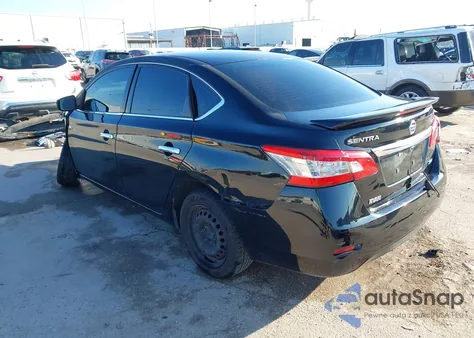 2015 Nissan Sentra S z USA, uszkodzony, nr VIN 3N1AB7AP1FY308573